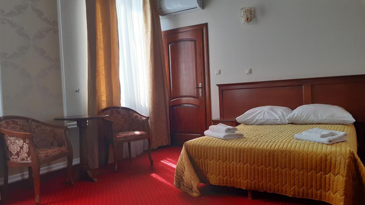 Dworek Vesaria Lublin Extérieur photo