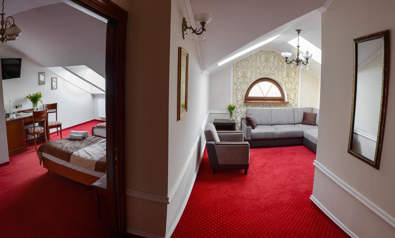 Dworek Vesaria Lublin Extérieur photo